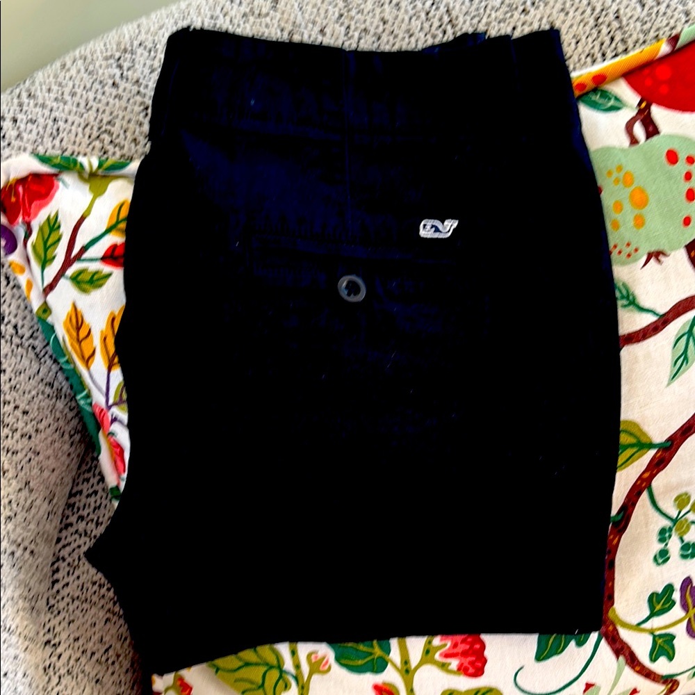 Vineyard Vines Black 3.5 inch inseam Everyday Shorts with Logo